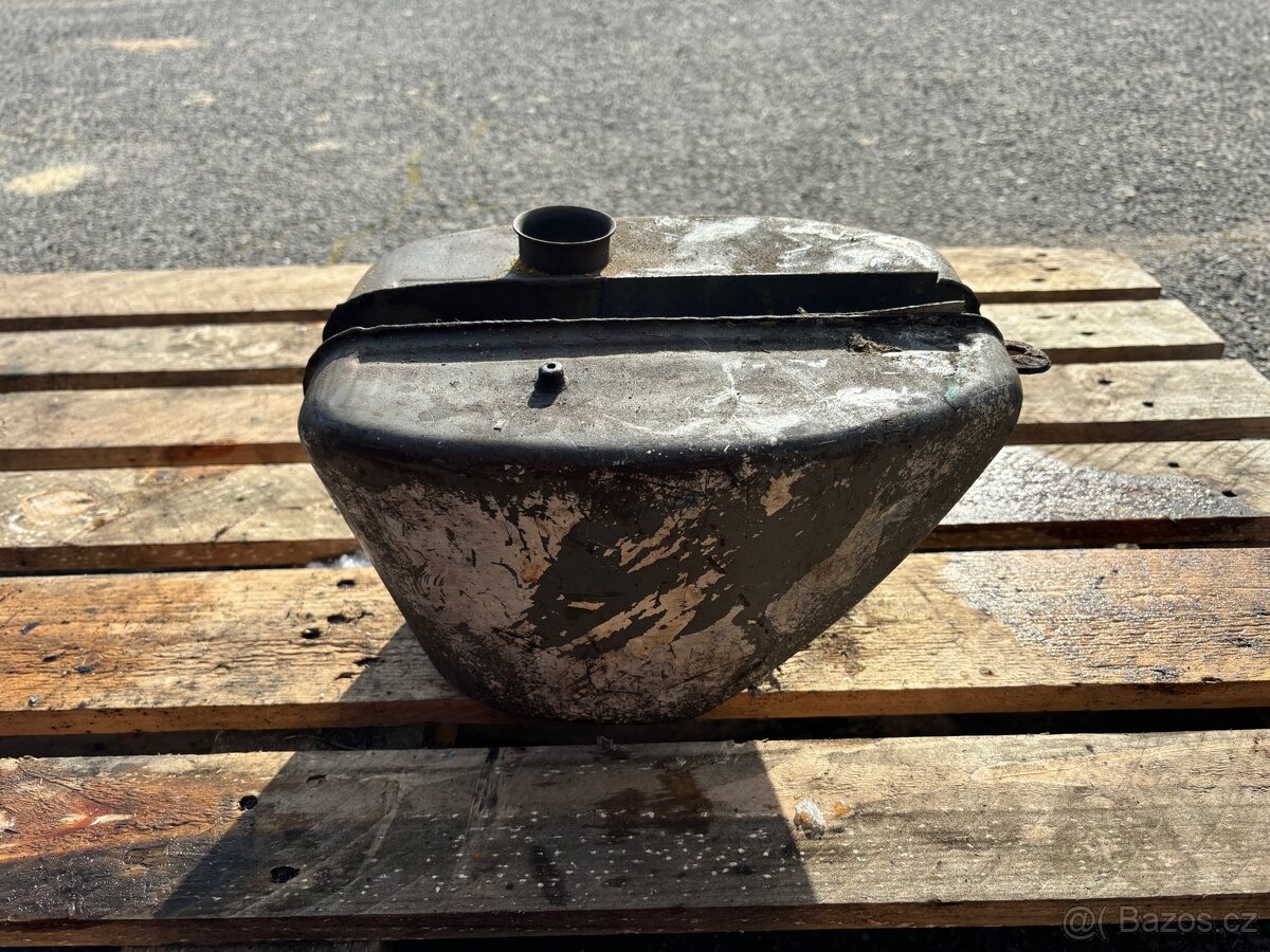 Nádrž jawa 50 pionýr - 2