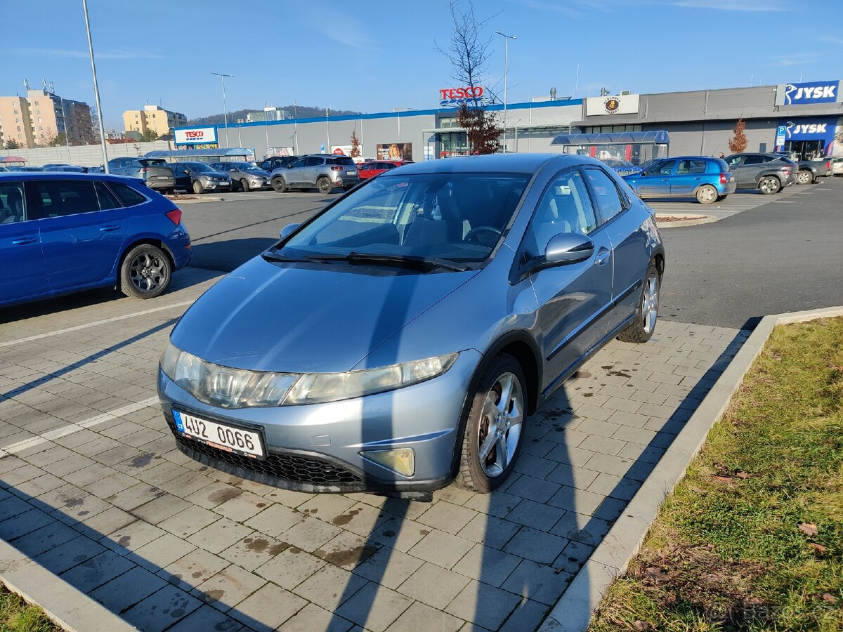Honda Civic 1.8 - 2