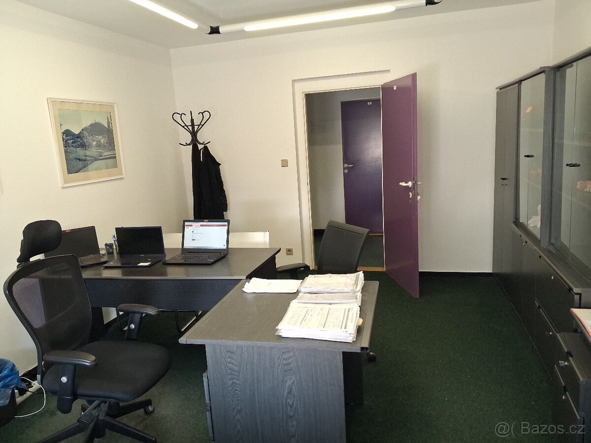 Pronájem Kanceláře - 2