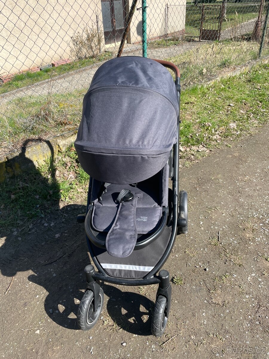 Trojkombinace Britax smile III - 2