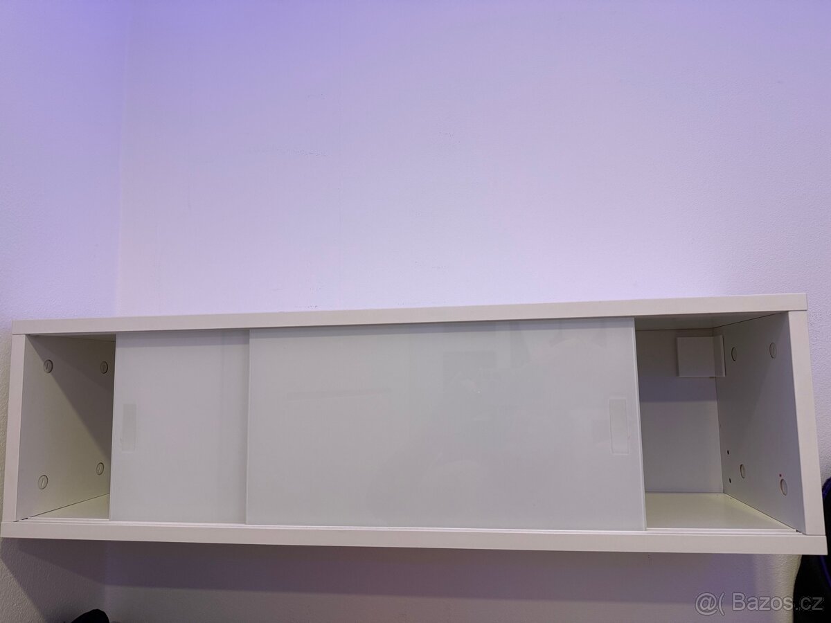 Nástěnná polička IKEA - 2