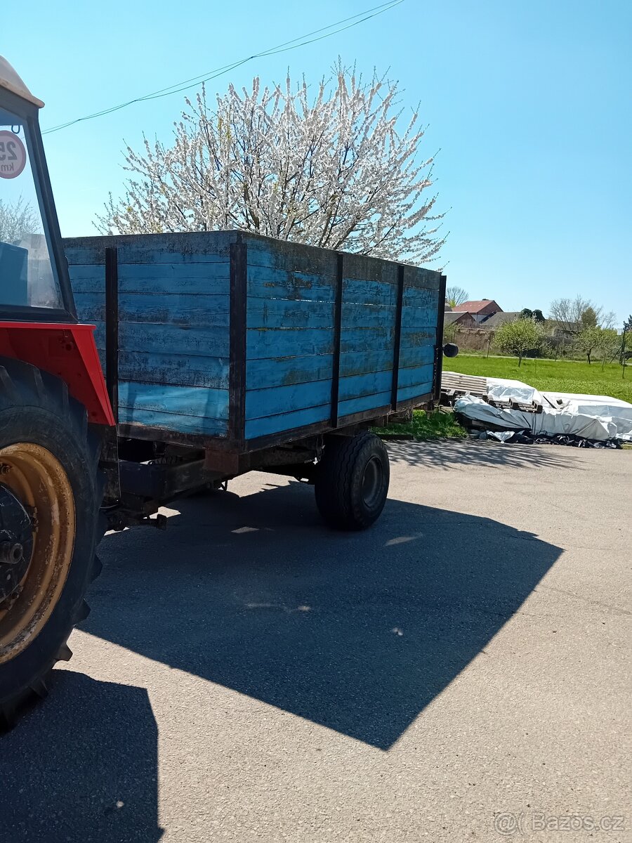 Vlečka za traktor - 2