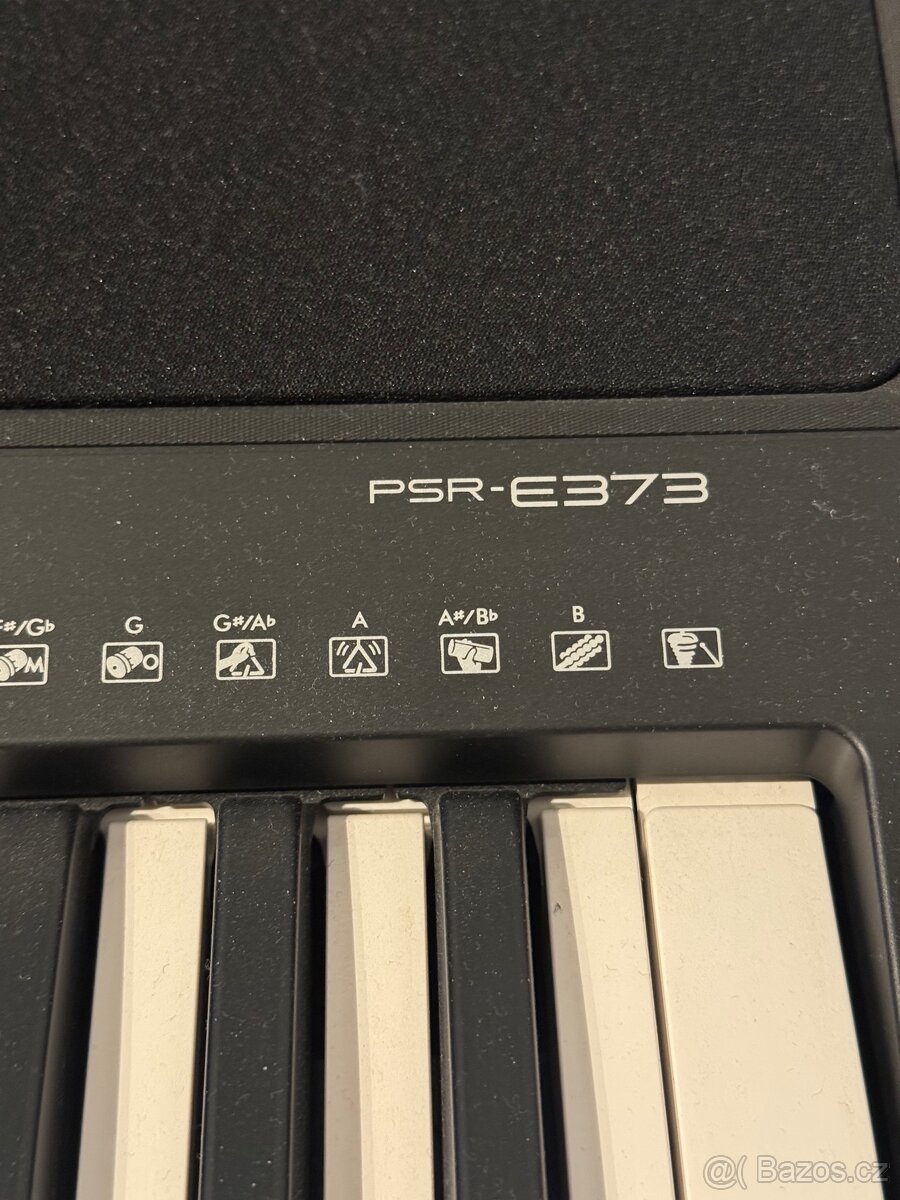 Yamaha PSR-E373 - 2