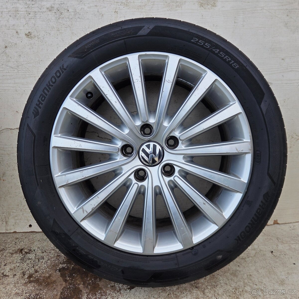 VW Canberra 18" 5x120, letní 255/45R18 (T5 T6 T6.1) - 2
