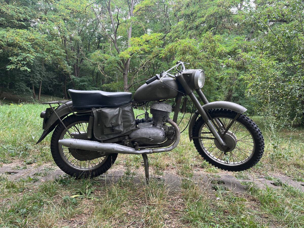 Jawa 250/579 Švéd (Libeňák) s TP - 2