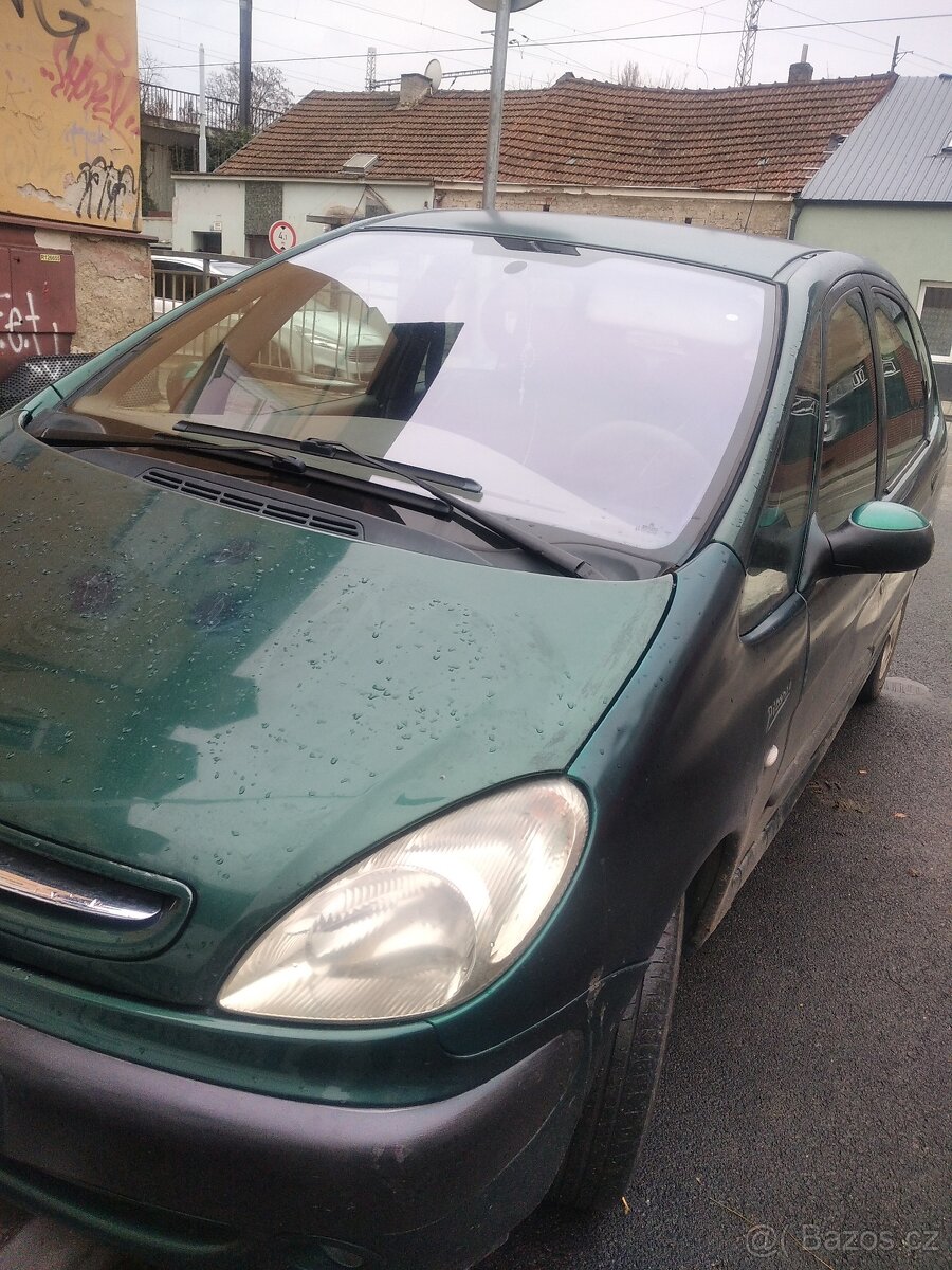 Citroen Xsara Picasso 1.8 benzín STK platná do 2026.5 - 2