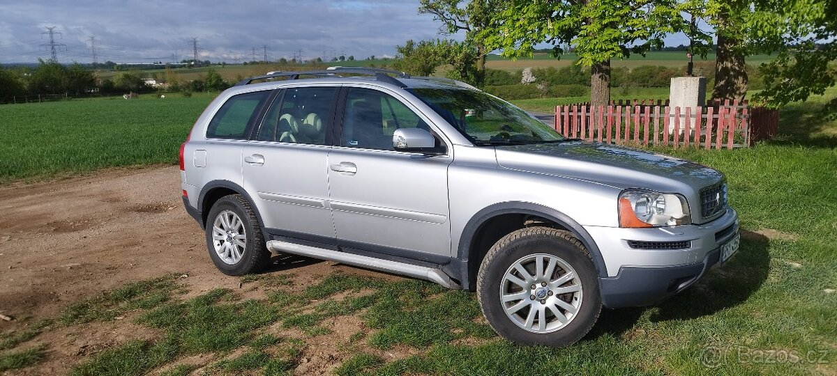 Volvo XC90 2.4 D5 AWD, automat, tažné, bufík, odpočet DPH - 2