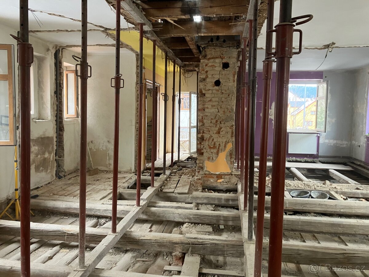 Stavební stojky - 2