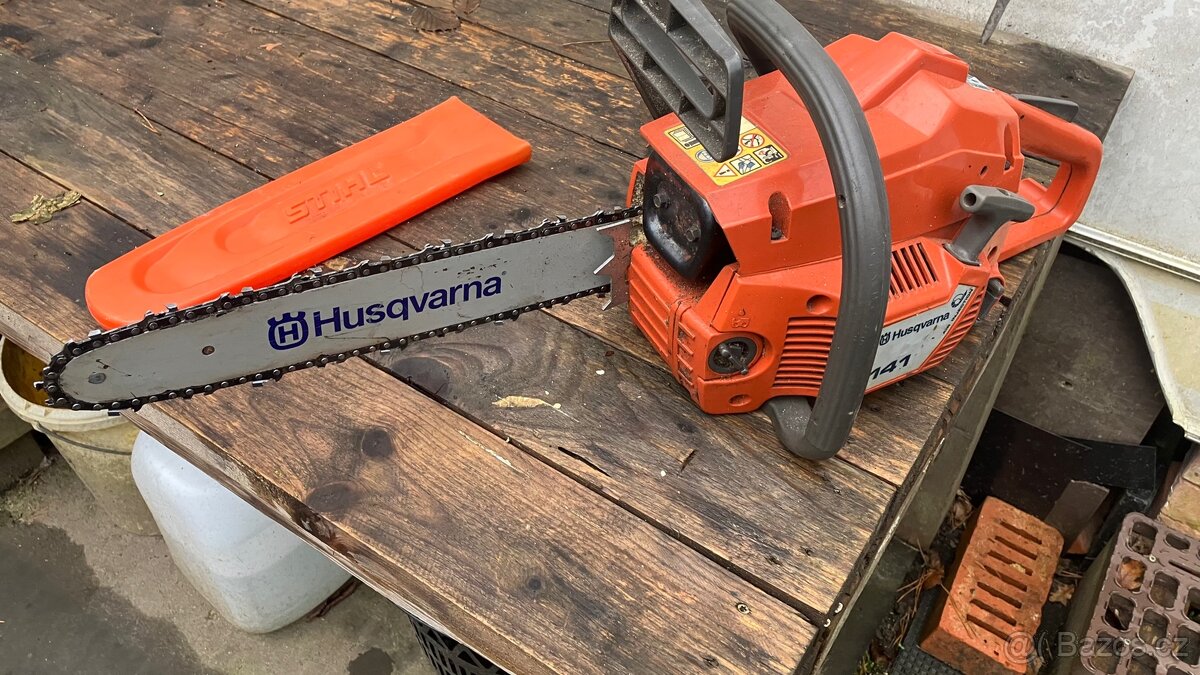 Husqvarna 141 na náhradní díly - 2