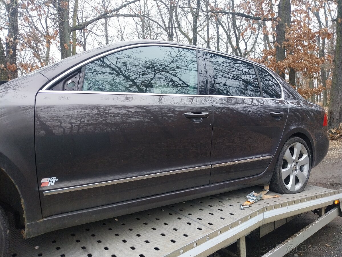 Škoda Superb ll 3,6 v6 rv 2009,5dveř - 2