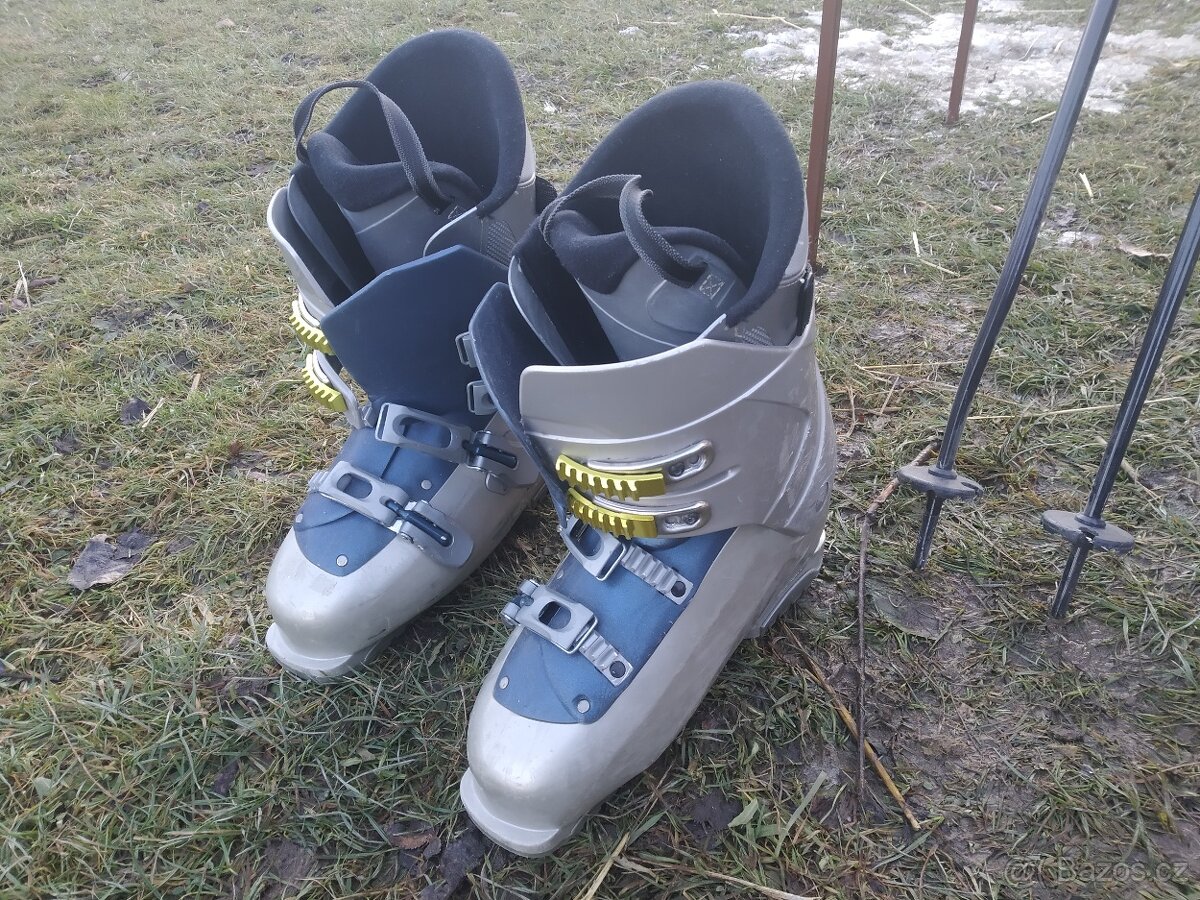Sjezdové lyže a boty - 2
