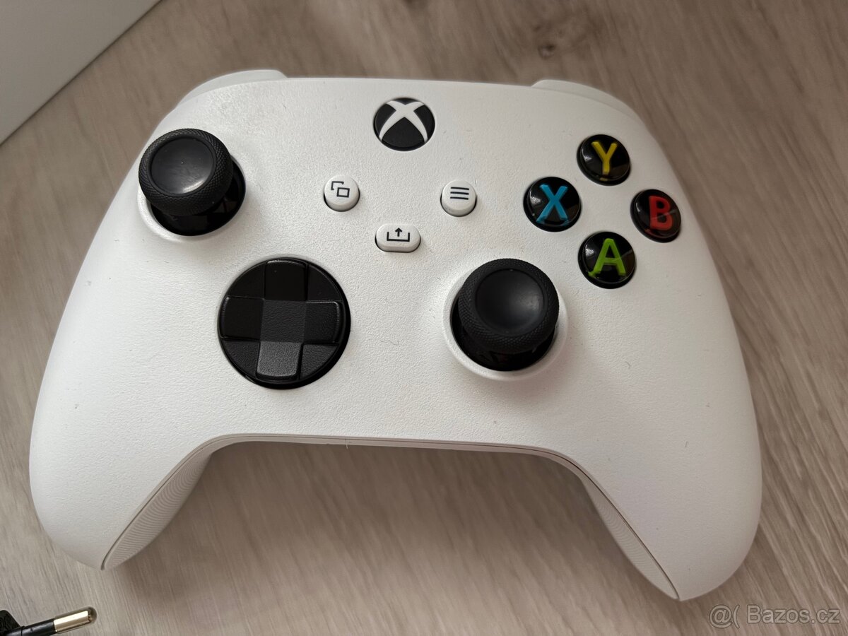 Xbox Series S 512gb top stav - 2