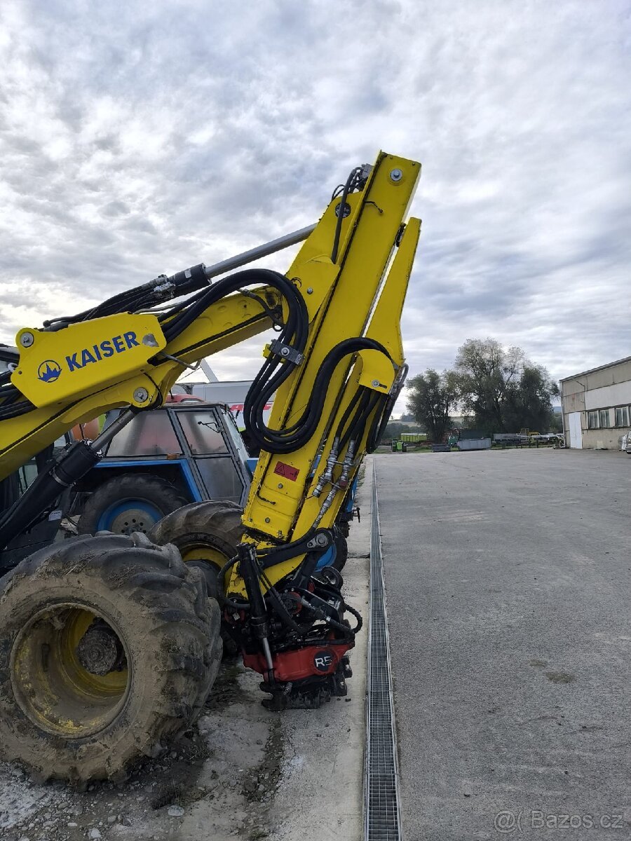 Kaiser S12 Allroad - 2