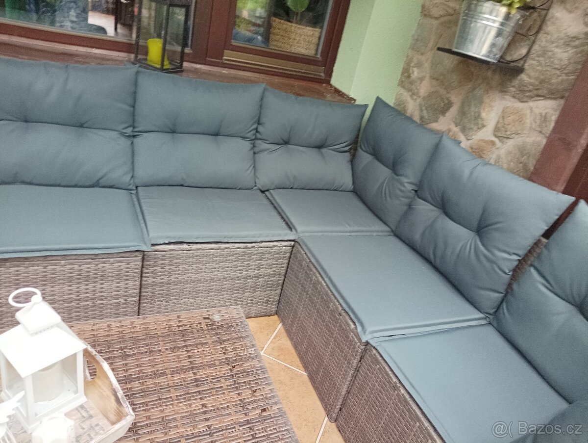 ratanová sestava s poduškami - 2