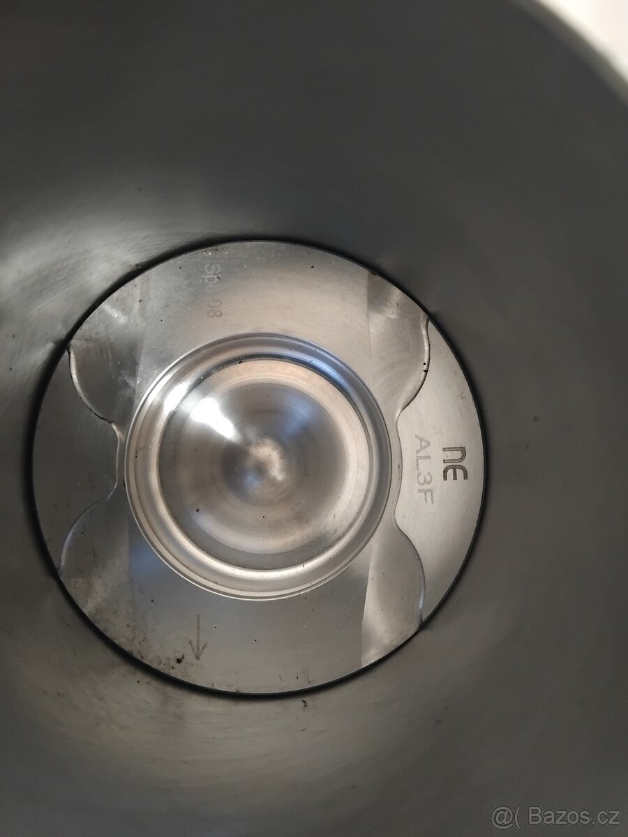 Polomotor ford transit 2.0tdci e6 - 2