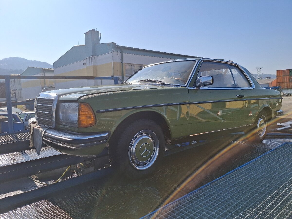 Mercedes-Benz W123 Coupe 280CE - 2