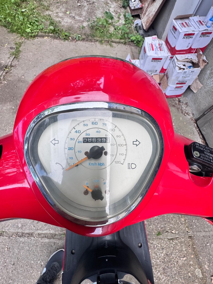 Yuki 125ccm Bug rv.: 2016 - 2