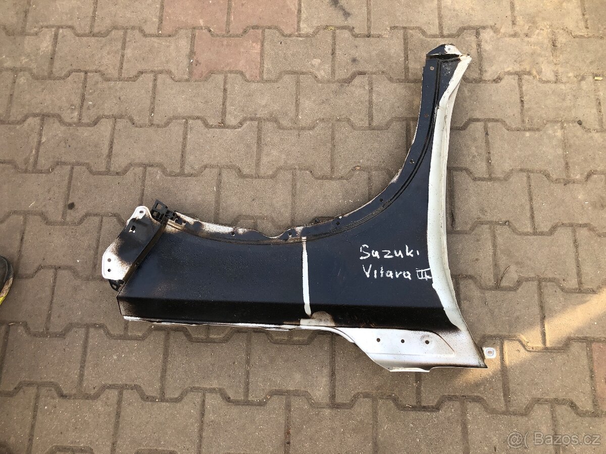 Levý blatnik Suzuki Vitara 3 - 2