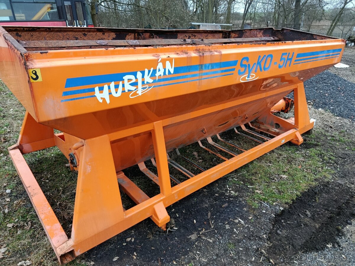 Sypací nástavba Kobit Liaz - 2