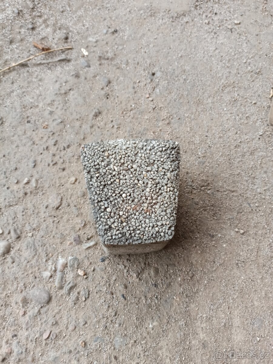 Dlažební kostky - 2