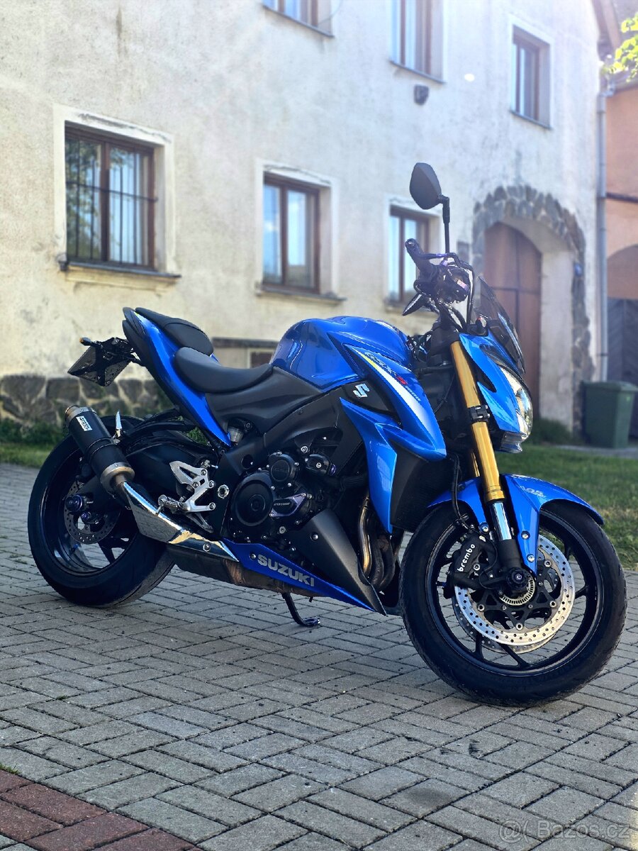 Suzuki GSX-S1000 (2015) - 2