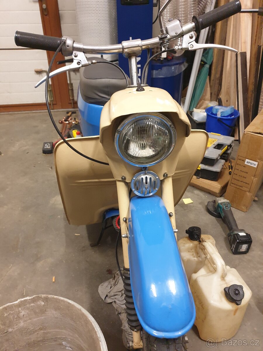 Jawa pionyr - 2