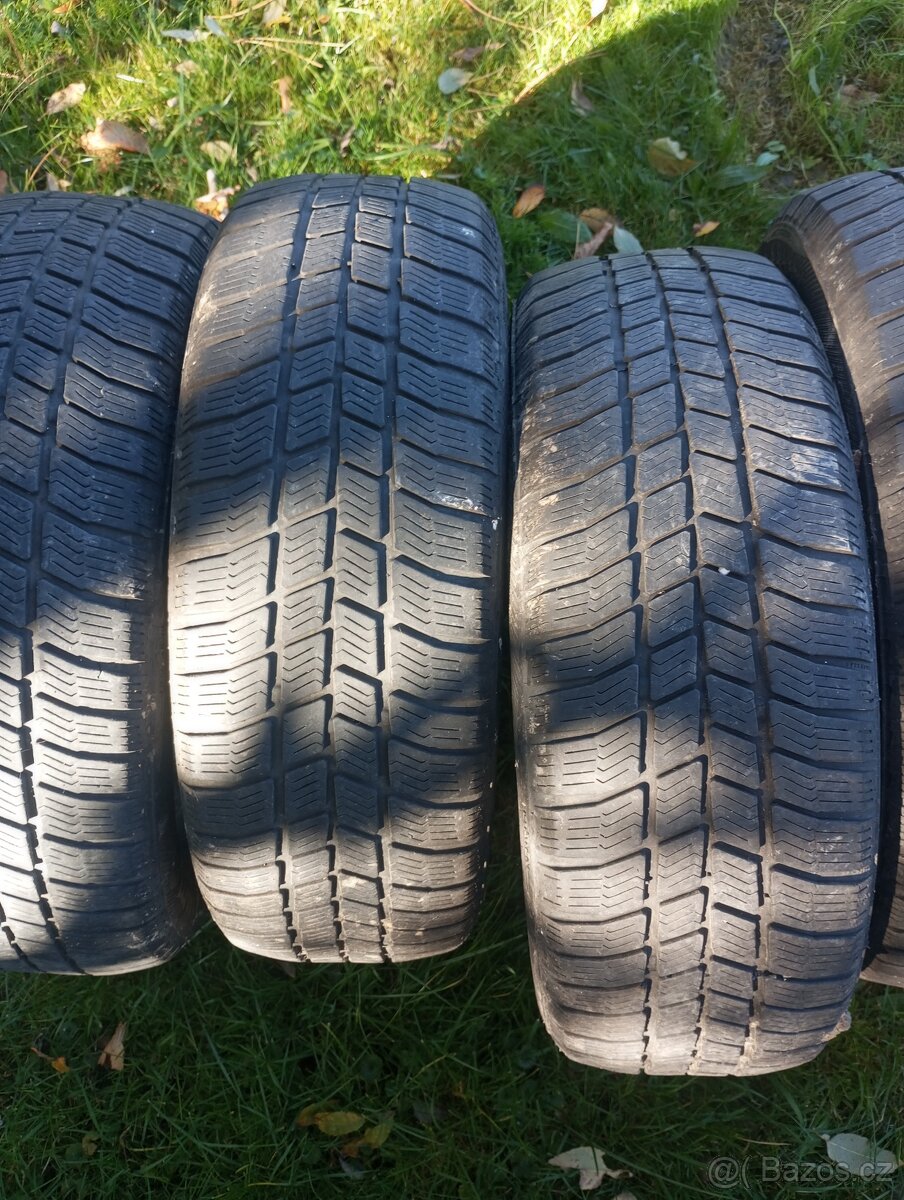 Zimní pneu  185/60 R15 - 2