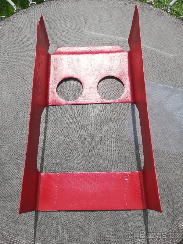 T4K14 KAPOTA LAMINÁTOVÁ - 2