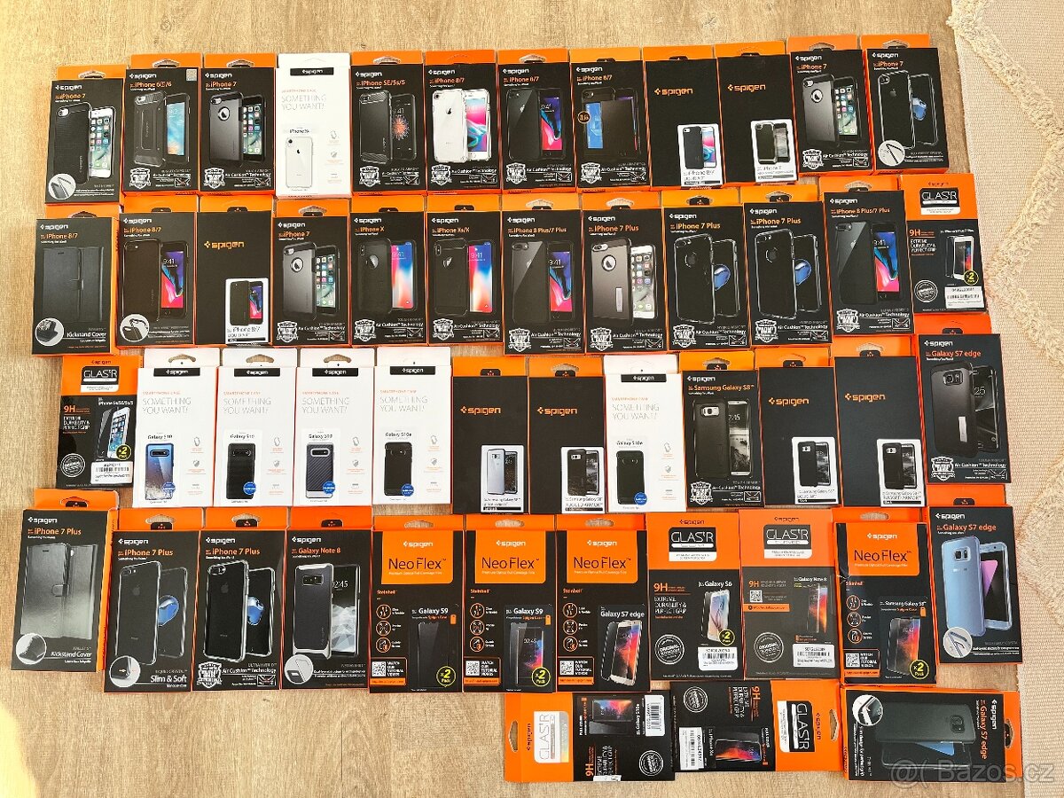 Mobilní příslušenství - 155ks (pouzdra, fólie, skla,...) - 2