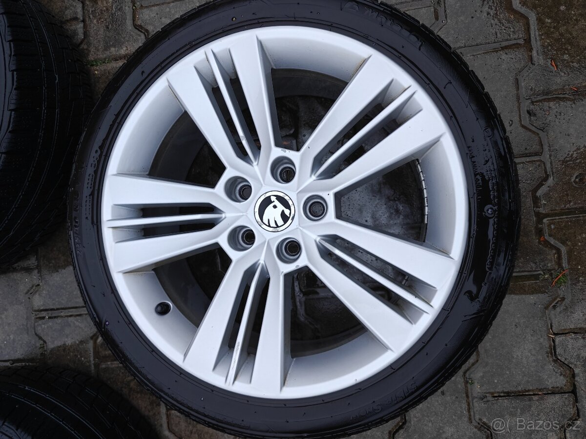 Škoda ZIMNÍ ALU R18 Pictoris - 2