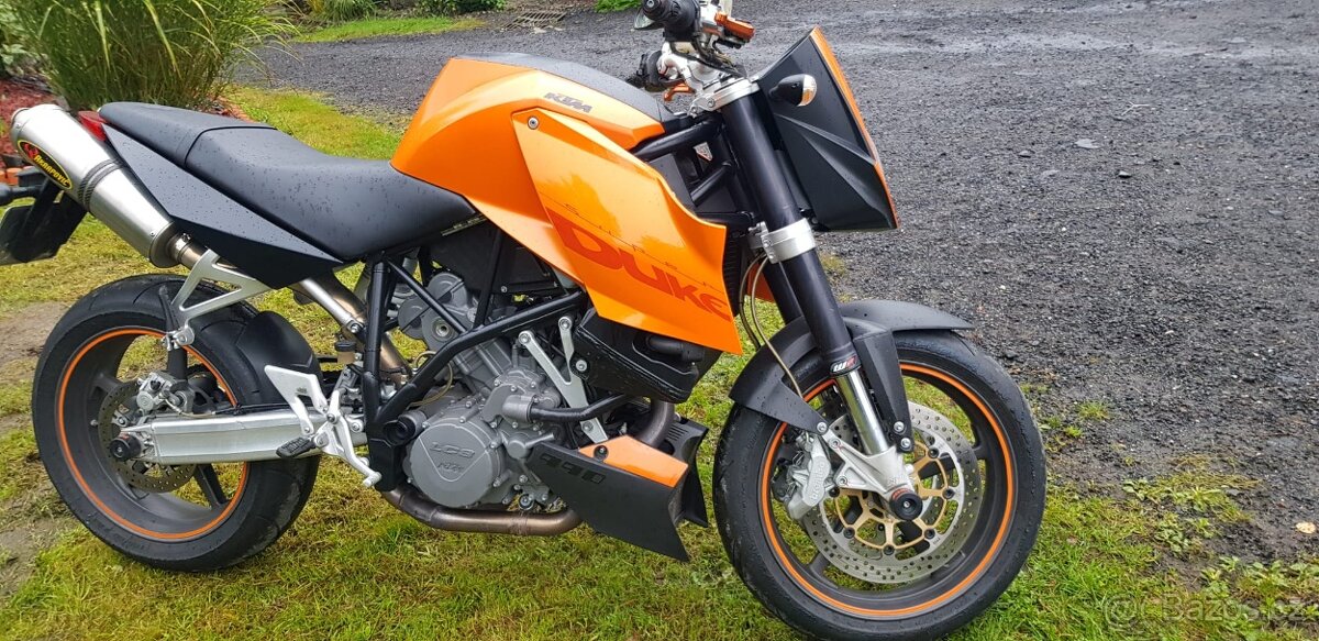 KTM 990 SUPERDUKE - 2