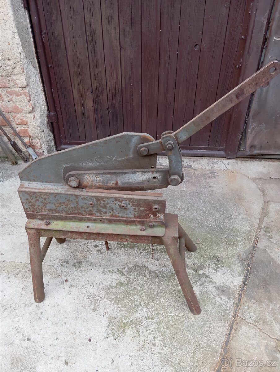 Pákové nůžky - 2