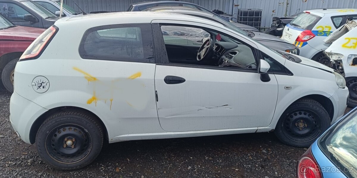 ND z Fiat Punto 1368.cm3 57.kw benzín r.v.2011 (K22) - 2