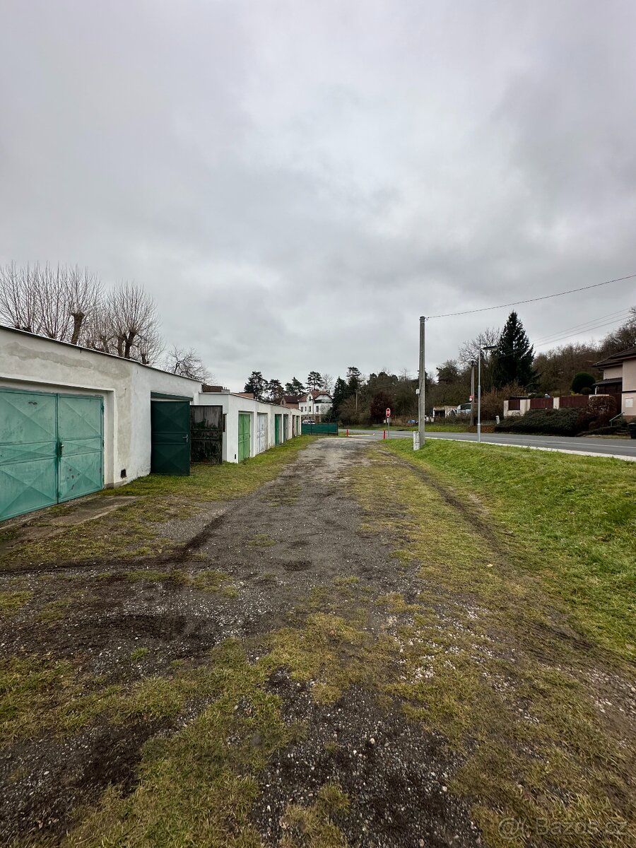 Garáž 27m2 Králův Dvůr/Beroun, Elektřina - 2