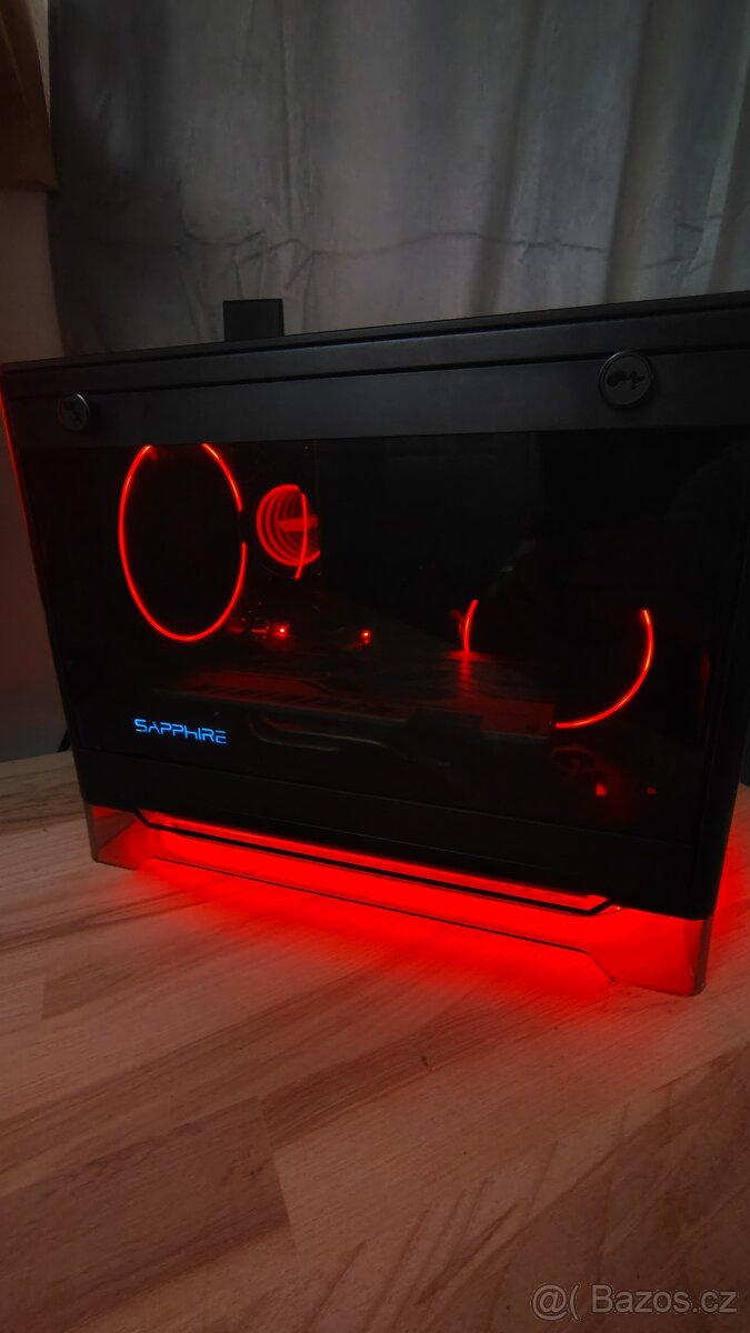 Prodám herní malé, mini itx PC - 2