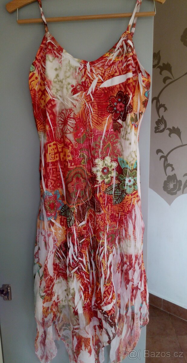 Šaty na ramínka - 2