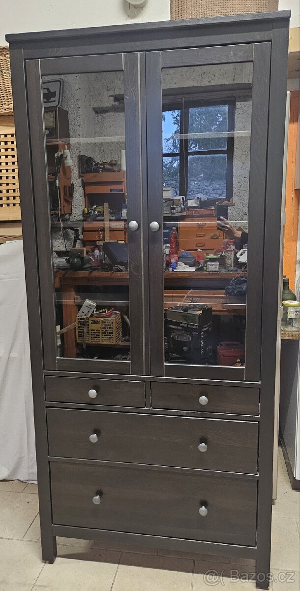 Vitrína se šuplíky Ikea Hemnes - 2