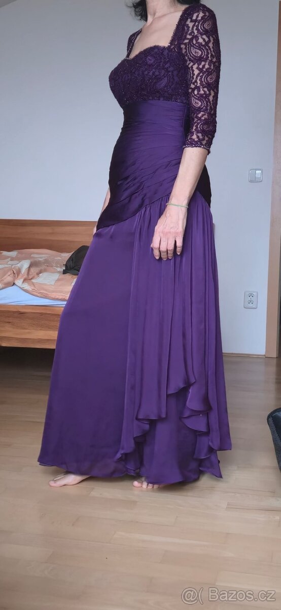 Fialové plesové šaty - 2