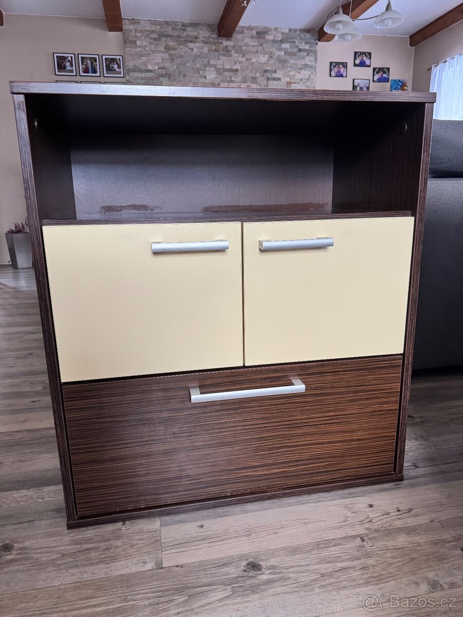 Komoda- přebalovací pult - 2
