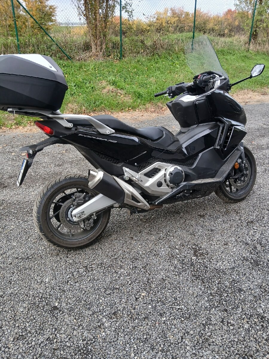 Honda Forza 750 - 2