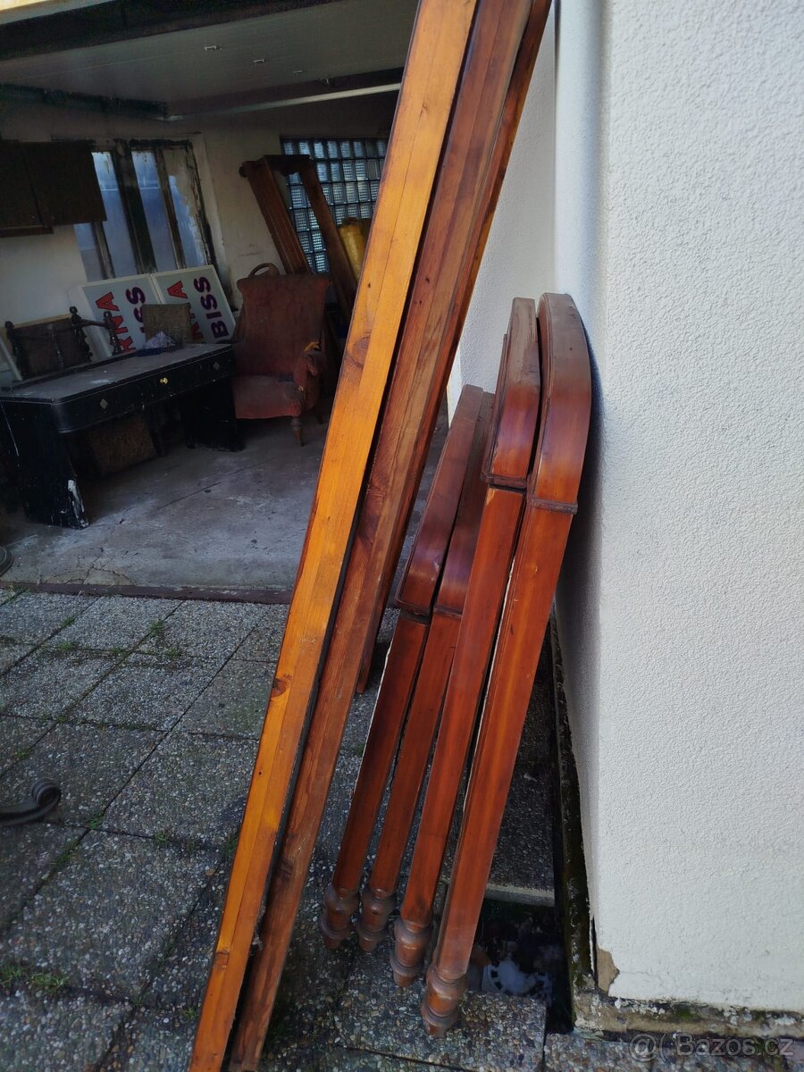 Starý nábytek - 2