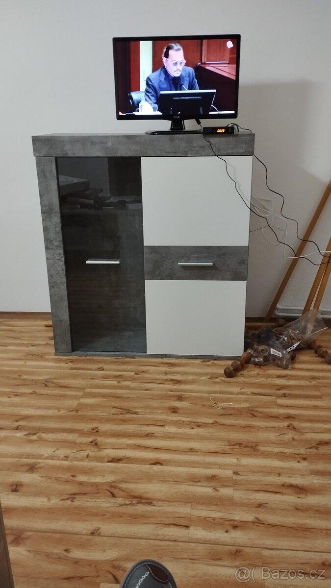 Prodám obývací stěnu - 2