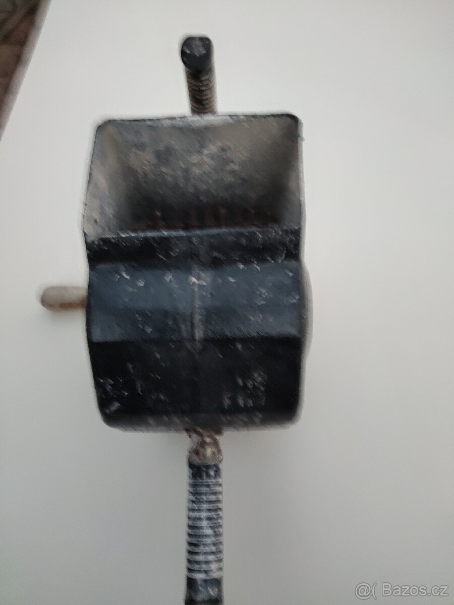 Ruční omítačka - 2