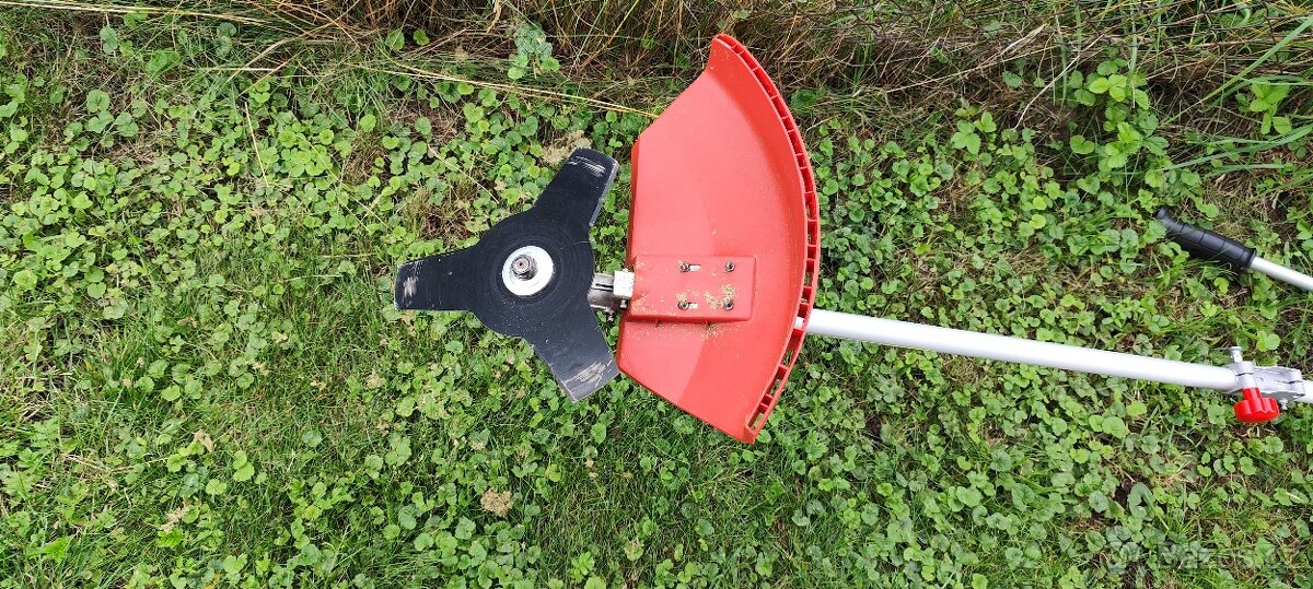 Křovinořes a strunovka v jednom - 2