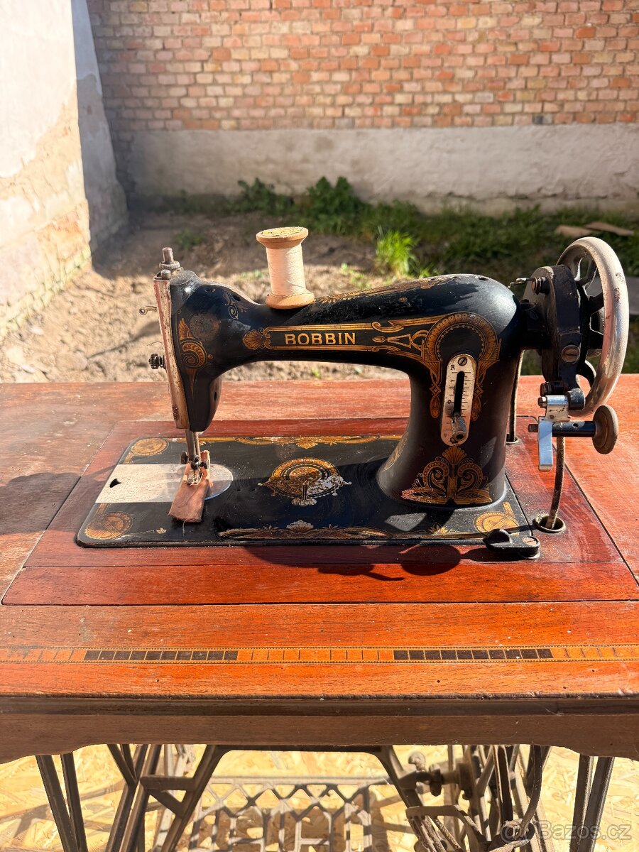 Šicí stroj Bobbin - 2