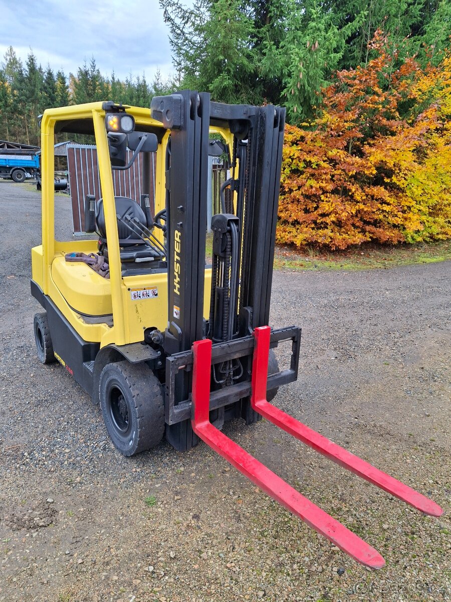 Vysokozdvižný vozík Hyster 2,5 tuny - 2