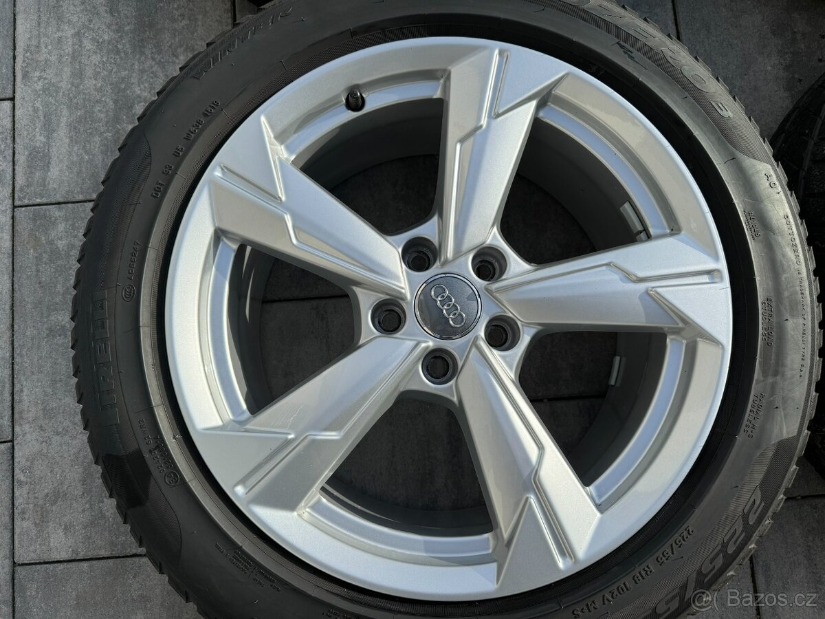 Originál alu kola Audi A6 S6 C8 5x112 R18 - 2