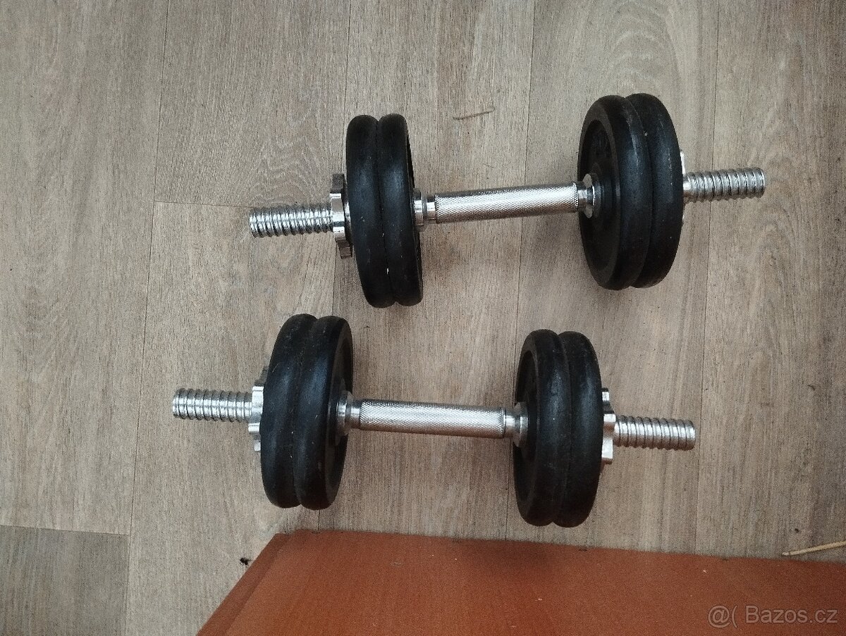 Trenažér a činky - 2