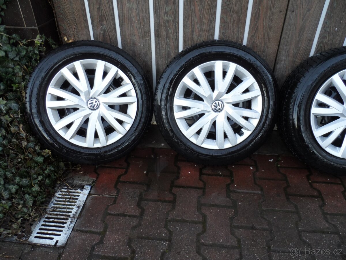 Komplet Zimní Sada Dunlop +Poklice205/60/16 ET 46 5X112 - 2