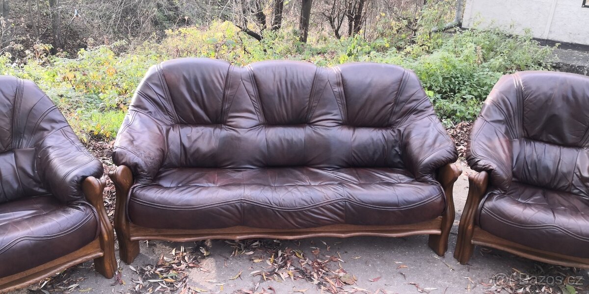 Kožená sedací souprava 3+1+1 s masivním dřevem TOP STAV - 2
